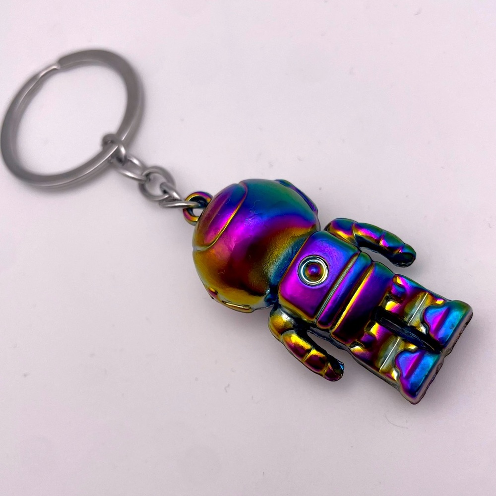 OIL SLICK ASTRONAUT | Bag Charm | Keychain (Brand New!) 💜✨ - Picture 7 of 8